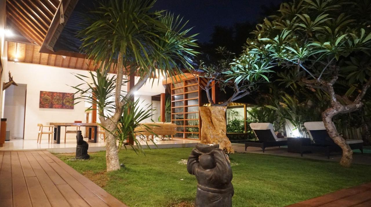 Nil Villa Seminyak Ngoại thất bức ảnh